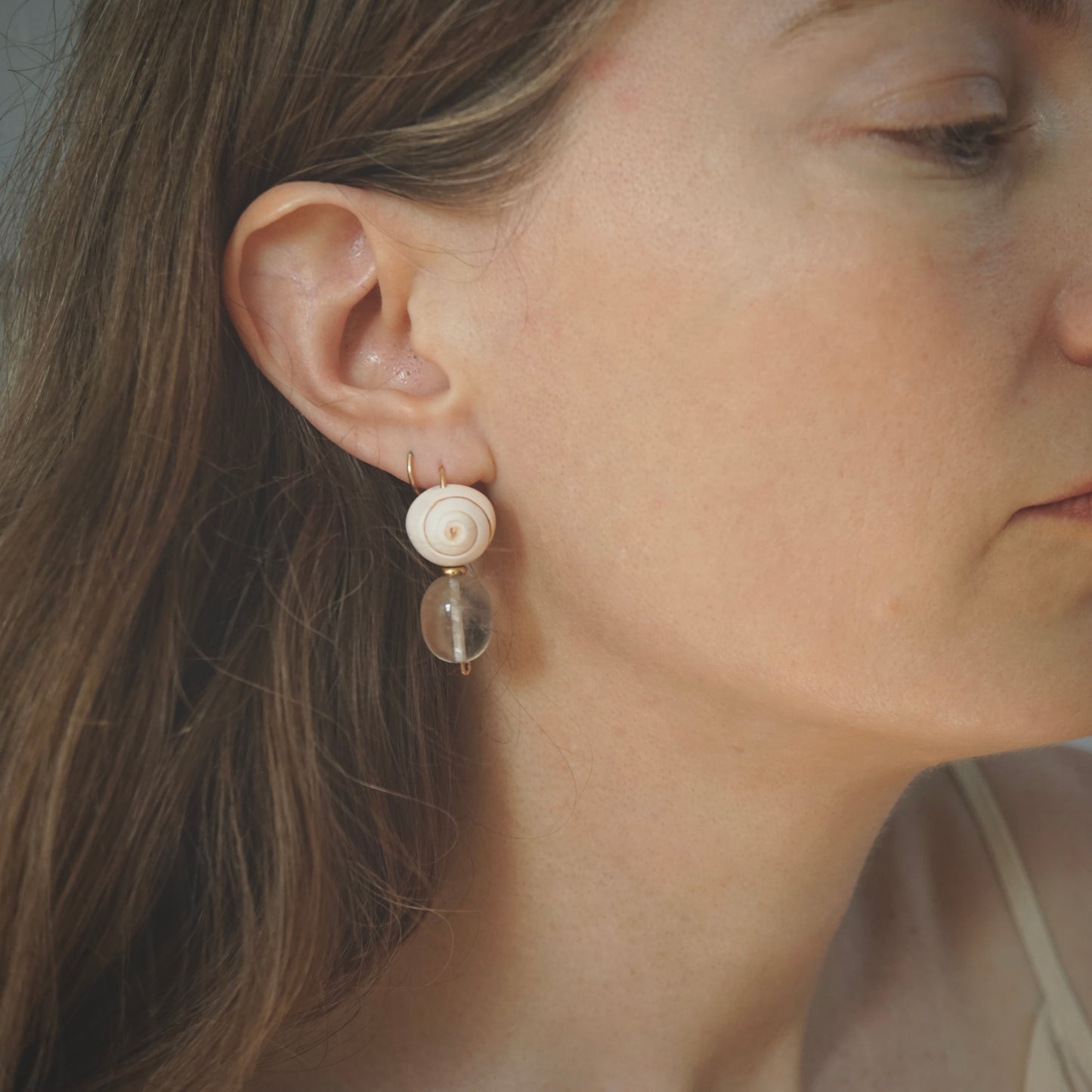 caracol drop earrings